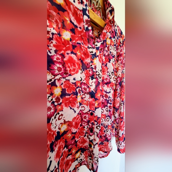 Express The Portofino Shirt Floral Blouse size small - Picture 5 of 9
